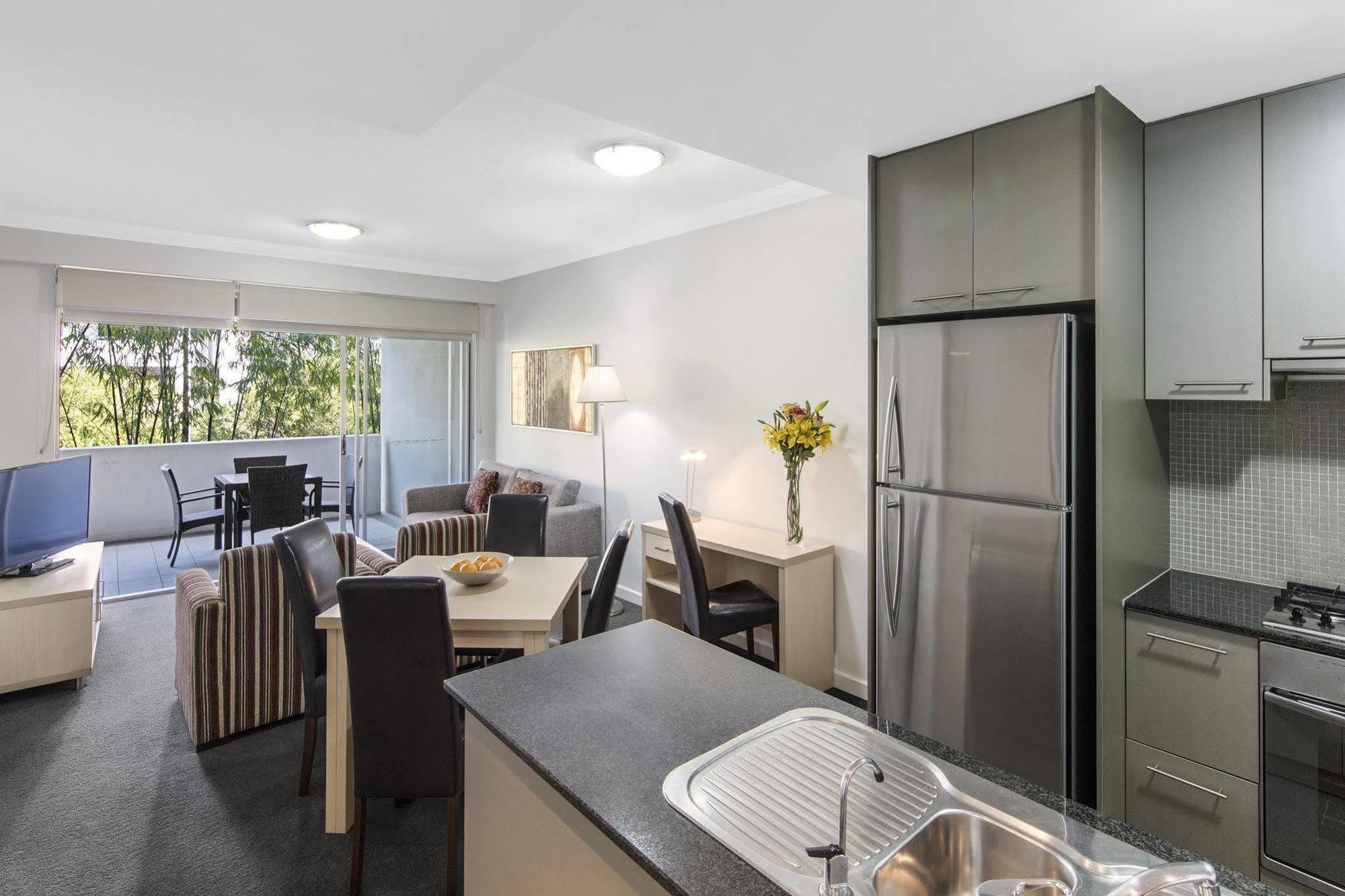 Oaks Brisbane Mews Suites Luaran gambar